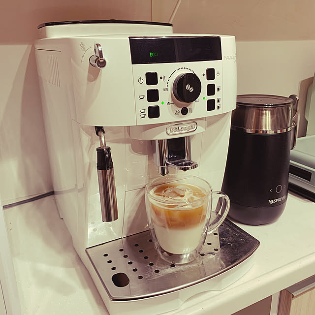 キッチン/ダブルウォールグラス/カフェラテ/デロンギコーヒーメーカー/定番アイテムのインテリア実例 - 2023-08-07 20:19:00