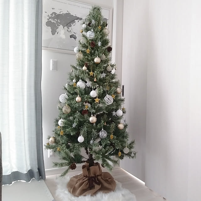 ニトリ クリスマスツリー180cmのおすすめ商品とおしゃれな実例 ニトリ クリスマスツリー180cmのおすすめ商品とおしゃれな実例