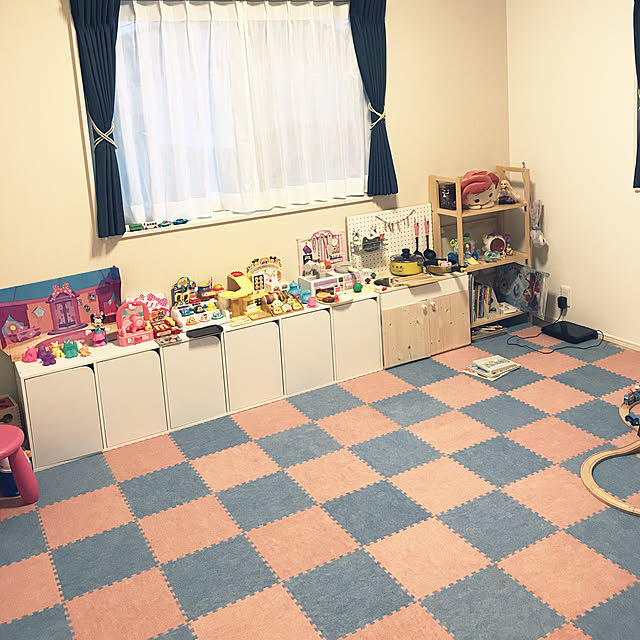 部屋全体/キッチンカウンターDIY/ニトリ扉付きカラーボックス/子ども部屋のインテリア実例 - 2018-04-27 18:23:48
