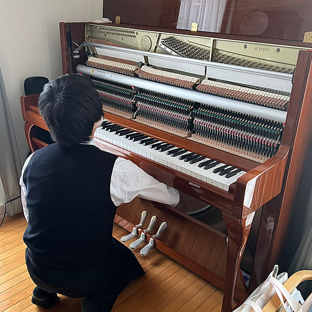 調律中/ピアノ/今日は調律師さんが来てくれました/部屋全体/実は前回のピアノが交換になりましたのインテリア実例 - 2023-04-22 10:34:20