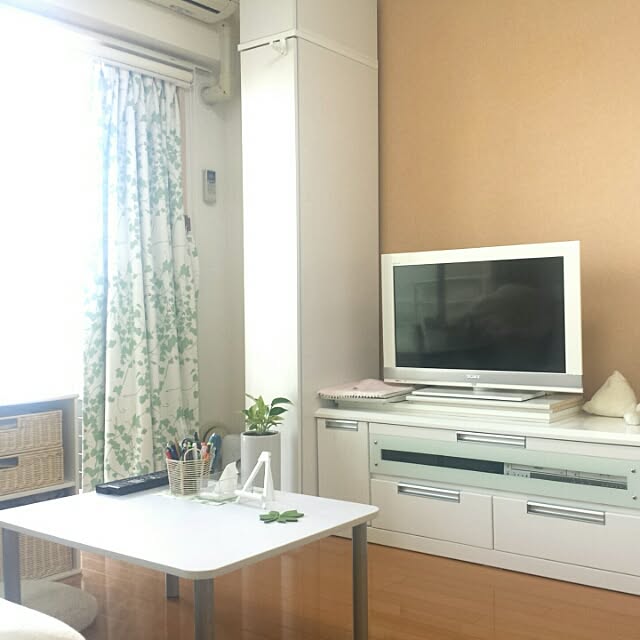 部屋全体/白い家具/テレビ台/隙間収納/ポトス...などのインテリア実例 - 2015-10-06 16:00:01