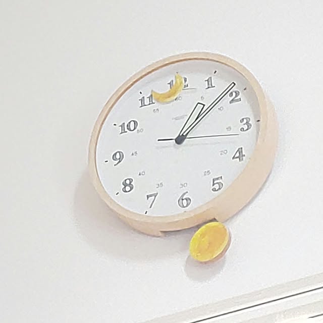 mirumiruのイケヒコ・コーポレーション-オレンジ(orange) 100×150楕円 ★ ラグ カーペット 1畳 無地 シャギー調 選べる7色 楕円ホットカーペット対応 の家具・インテリア写真