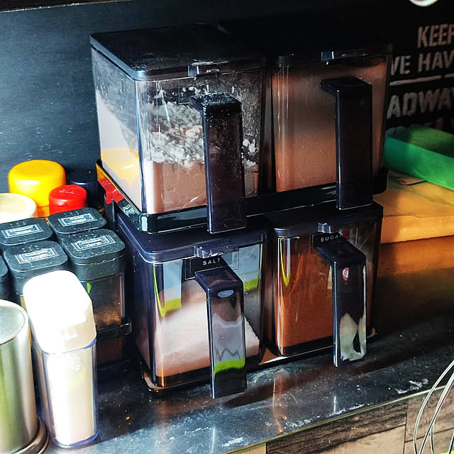 Tackunの山崎実業-tower タワー(山崎実業) 調味料ストッカー タワー L SEASONING STOCKER L 調味料入れ 調味料ストック キッチン収納 整理の家具・インテリア写真