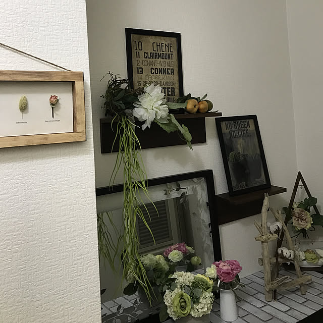 お嫁ちゃんからのプレゼント/雑貨/ＦiORiのフェイクフラワー/ニトリ/グリーンのある暮らし...などのインテリア実例 - 2019-05-17 12:51:45