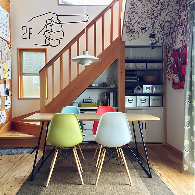 Vitra(ヴィトラ) ウーテンシロ 2 レッド - 通販 | 家具と Vitra(ヴィトラ) ウーテンシロ 2 レッド - 通販 | 家具と