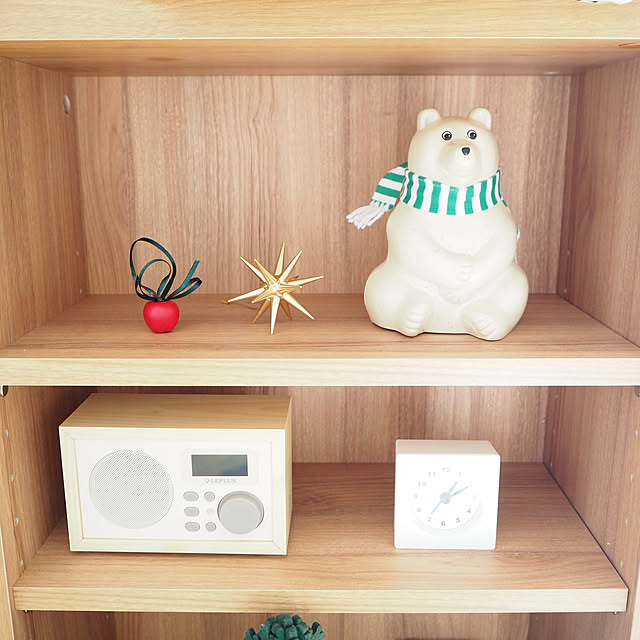 棚/ベツレヘムの星/シロクマ貯金箱/いいね、フォロー本当に感謝です♡/ブログやってます♡...などのインテリア実例 - 2017-11-11 21:57:41