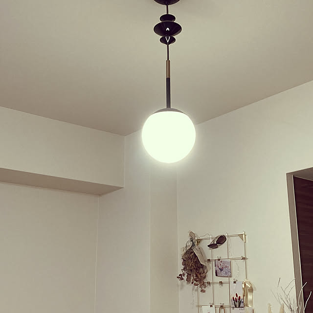 eriworld2001のARTWORKSTUDIO-Bliss-pendant 1 ブリスペンダント1(電球なし) AW-0481Z 天井照明 ペンダントライト フロストガラス バブルシェード オパールシェード レトロの家具・インテリア写真