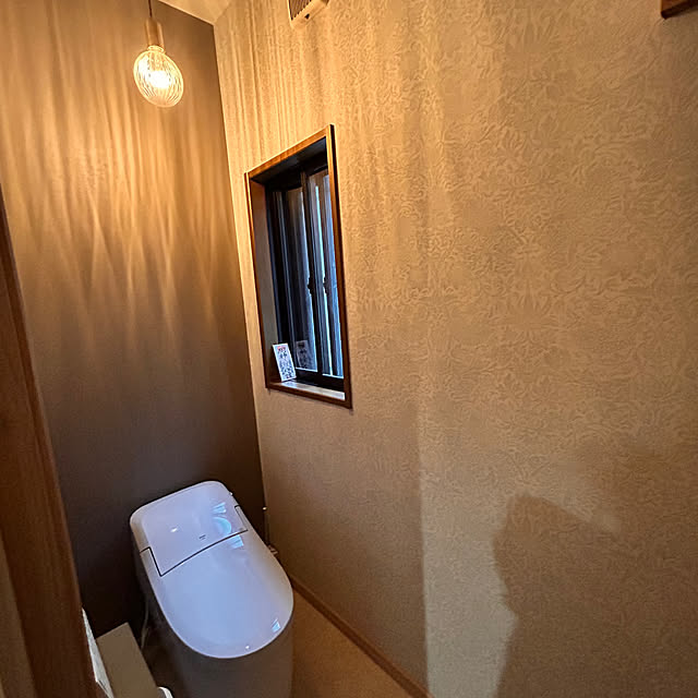 バス/トイレ/カインズ照明/ウィリアムモリスの壁紙/LIXILトイレ/トイレのインテリア...などのインテリア実例 - 2026-01-30 16:22:09