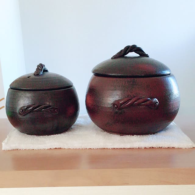 hashimonの三鈴陶器(Misuzutouki)-三鈴陶器(Misuzutouki) 萬古焼 ご飯土鍋 3合炊き ブラウン 伊賀風 M4806の家具・インテリア写真