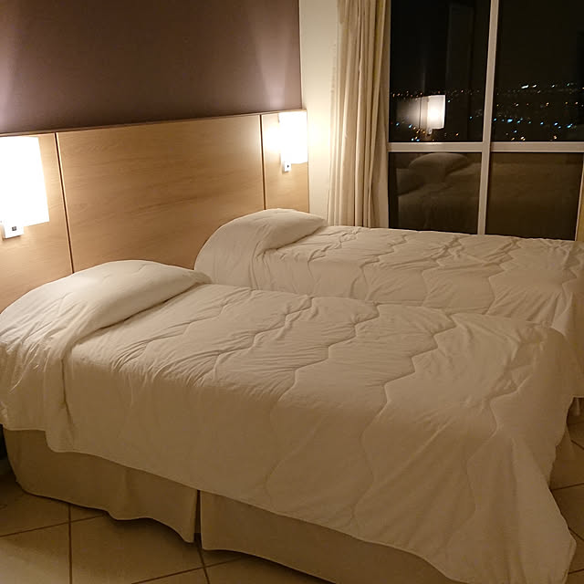 ベッド周り/海外ホテルぐらし/海外インテリアのインテリア実例 - 2019-02-28 08:49:55