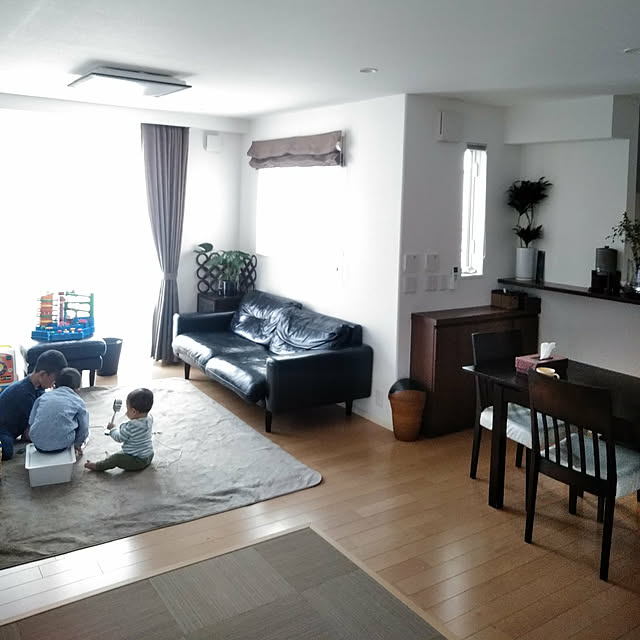 部屋全体/ダークブラウンが好き/建売住宅/あかちゃんのいる部屋/アジアンモダンにしたい♡...などのインテリア実例 - 2018-04-02 09:35:03