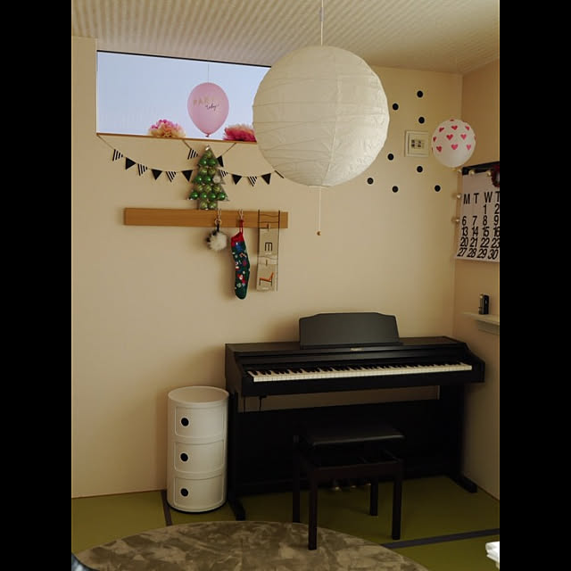 ピアノ部屋/バルーン/ダイソー/壁インテリア/コンポニビリ...などのインテリア実例 - 2017-11-14 14:06:42