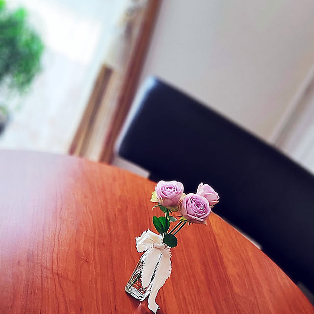 机/連投すみません^^;/休みにつき投稿増加(*´艸｀)/薔薇に癒されて♥️/Luv♡Rose...などのインテリア実例 - 2022-03-01 09:57:20