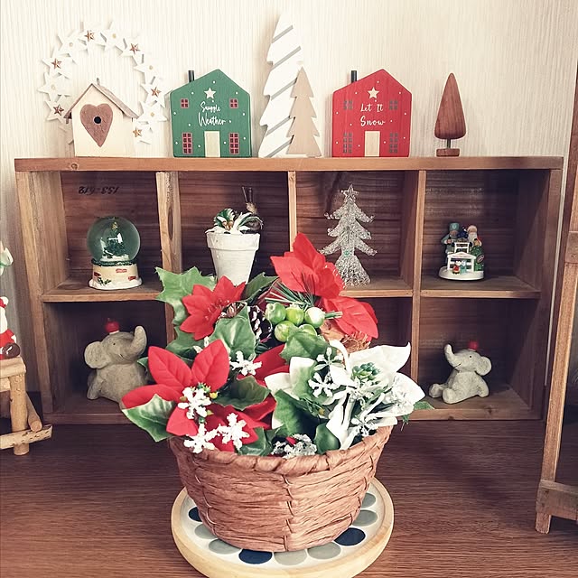 玄関/入り口/クリスマス/セリア/セリアの雑貨/フェイクフラワー...などのインテリア実例 - 2024-12-08 11:45:42