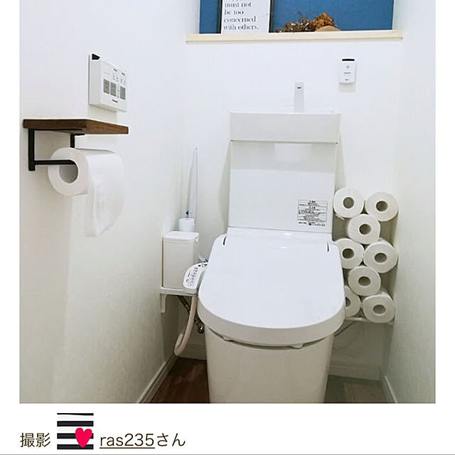 トイレットペーパー収納/つっぱり棒/トイレ収納/一軒家/浮かせる化...などのインテリア実例 - 2022-06-14 21:06:37