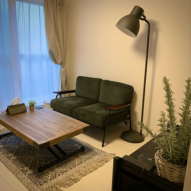 IKEA フロアランプのおすすめ商品とおしゃれな実例 | RoomClip IKEA フロアランプのおすすめ商品とおしゃれな実例 | RoomClip