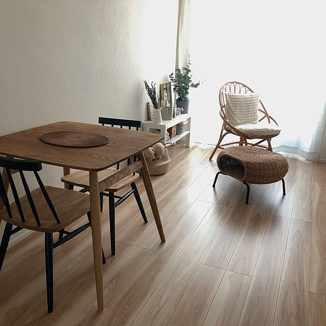 モモナチュラルのチェアのおすすめ商品とおしゃれな実例 モモナチュラルのチェアのおすすめ商品とおしゃれな実例