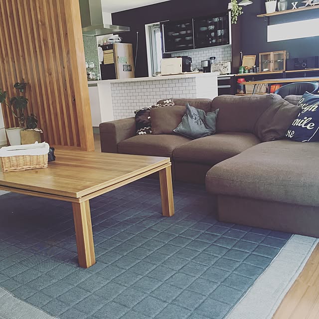 部屋全体/しまむらのラグ/壁紙屋本舗/サブウェイタイル風壁紙/カウンター下...などのインテリア実例 - 2016-05-12 15:51:25