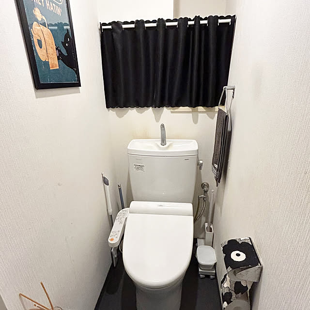 バス/トイレ/トイレの収納/お気に入り♡/目隠しカーテン/いつもいいねやコメありがとうございます♡...などのインテリア実例 - 2025-02-11 06:39:31
