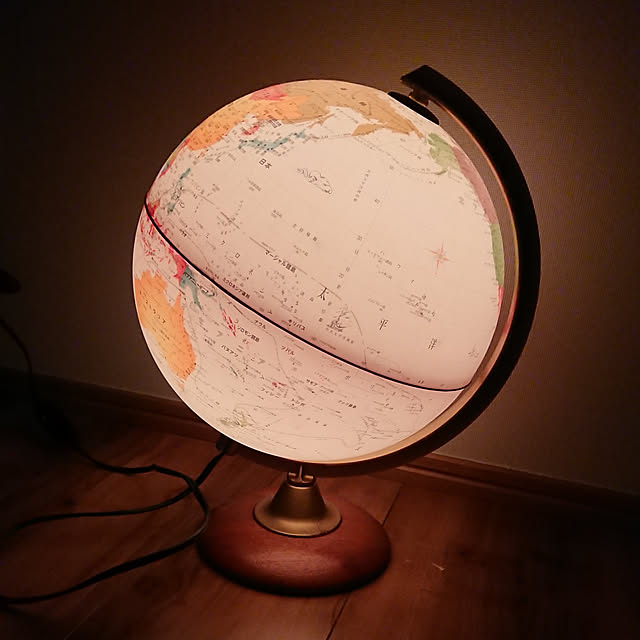 ベッド周り/寝具/地球儀/地球儀ランプ/アンティーク風のインテリア実例 - 2020-07-14 20:05:05