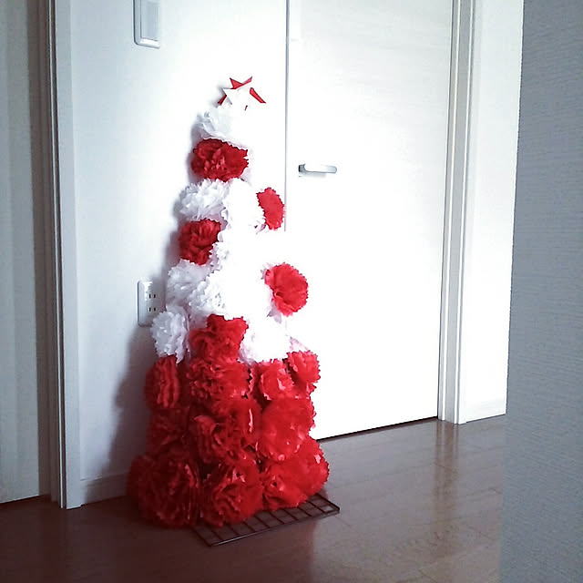 玄関/入り口/クリスマス/ペーパーナプキン/フラワーペーパー/ツリー...などのインテリア実例 - 2018-12-03 07:54:26