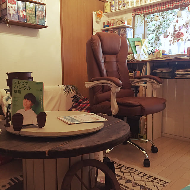 アトリエという名のこもり部屋/事務所&趣味部屋/ごちゃごちゃ…/ケーブルドラムのテーブル/社長椅子♡...などのインテリア実例 - 2019-04-05 12:58:07