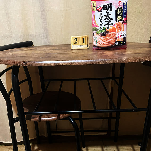 小さなテーブルとイス/狭くて古い賃貸/お洒落な部屋に憧れます/いいね♪ありがとうございます♡*./ずぼら暮らし...などのインテリア実例 - 2023-06-21 12:17:02
