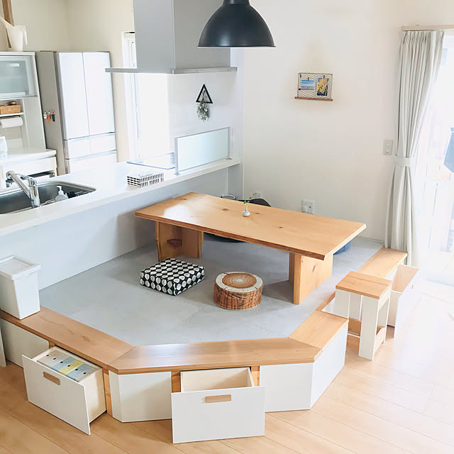 一枚板ローテーブルのおすすめ商品とおしゃれな実例 | RoomClip 一枚板ローテーブルのおすすめ商品とおしゃれな実例 | RoomClip