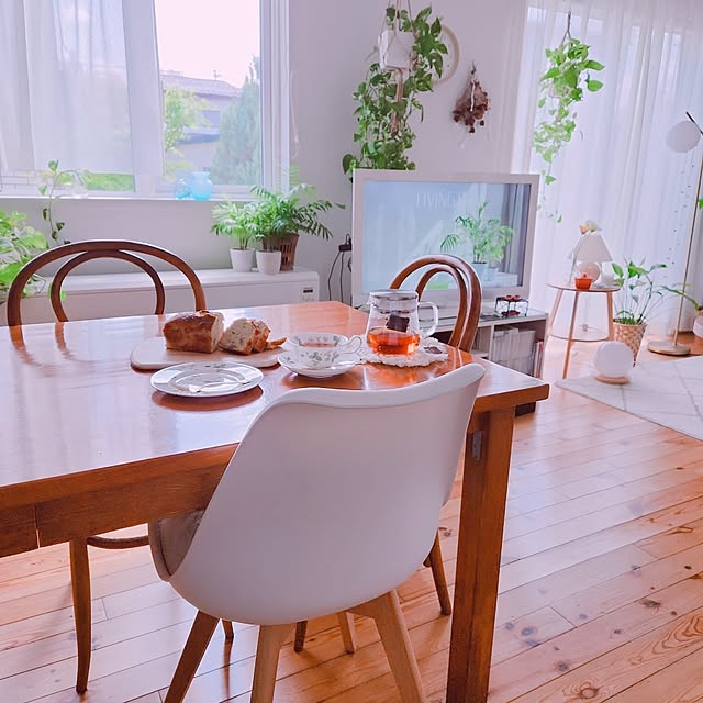 机/ティータイム/ダイニングテーブル/ホワイトインテリア/ポトス...などのインテリア実例 - 2026-04-17 16:08:52