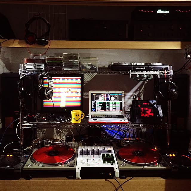 DJブースのインテリア実例 - 2015-11-12 18:52:50