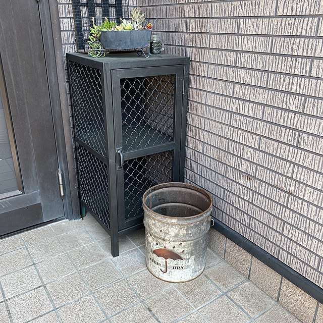 mimoza.の-ターナー　ミルクペイント　ラスト（錆）メディウムセット　100ml　X2　2色セット（レッドブラウン・ダークブラウン）の家具・インテリア写真