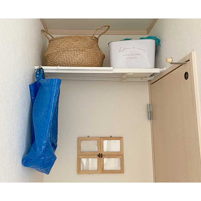 kaの山崎実業-tower タワー(山崎実業) 伸縮つっぱり棒用棚板 S EXPANDABLE TENSION SUPPORT PLE SHELF (S) 【棚板単体】棚板 天板 突っ張り棒用棚板 ランドリー 洗面所の家具・インテリア写真