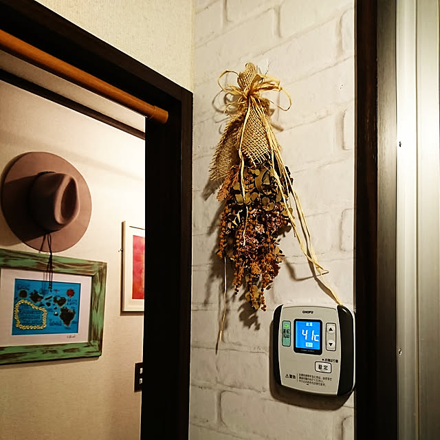 バス/トイレ/レンガ壁紙/スワッグ/ドライフラワー/賃貸住宅...などのインテリア実例 - 2020-02-05 14:59:48
