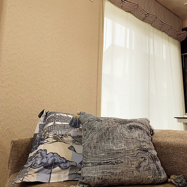 ZARA HOMEクッションカバー/狭いリビング/育児を楽に/塗り壁/レンガタイル...などのインテリア実例 - 2020-06-25 09:11:57