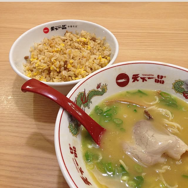 棚/私はこっさりにしときました。/天下一品/ラーメン/棚じゃない。...などのインテリア実例 - 2015-05-18 01:17:12