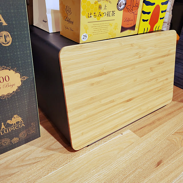 ashi_sukeのtower-蓋が外せるブレッドケース Sliding Door Bread Box 食パンケース/パンケース/ブレッド収納の家具・インテリア写真