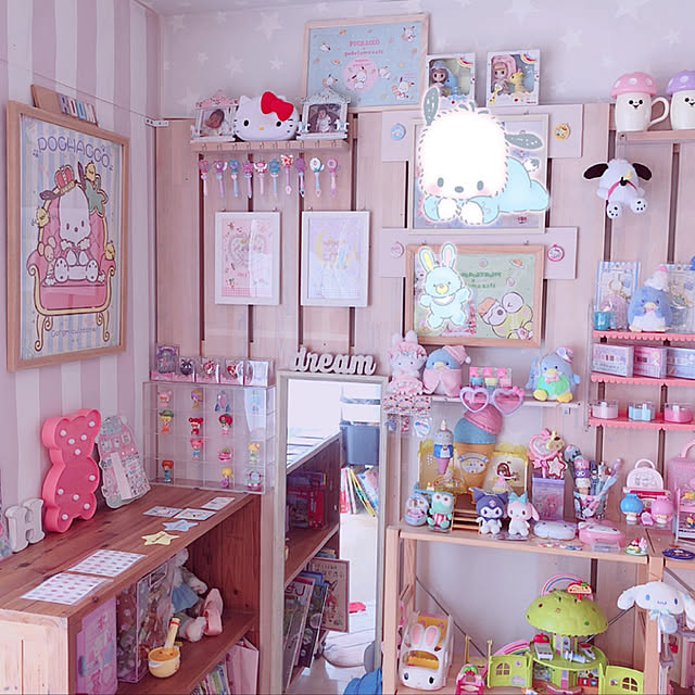 キティちゃんグッズのインテリア実例 | RoomClip(ルームクリップ) キティちゃんグッズのインテリア実例 | RoomClip(ルームクリップ)