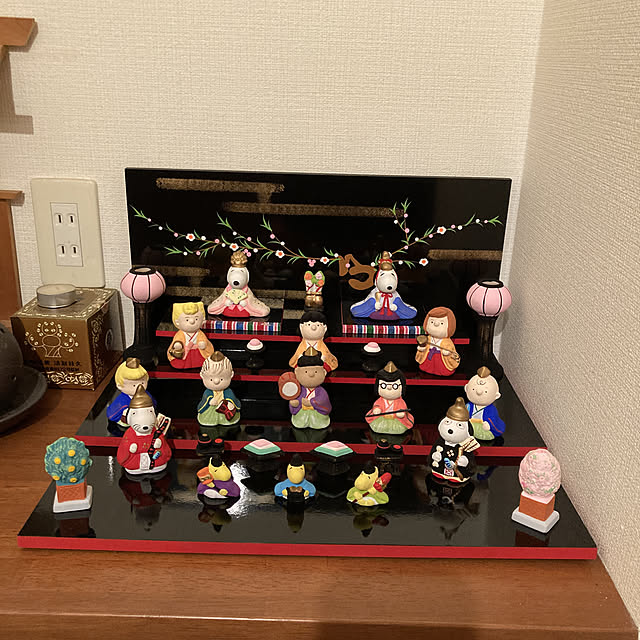 ひな祭り 雛人形のおしゃれなアレンジ・飾り方のインテリア実例 ひな祭り 雛人形のおしゃれなアレンジ・飾り方のインテリア実例