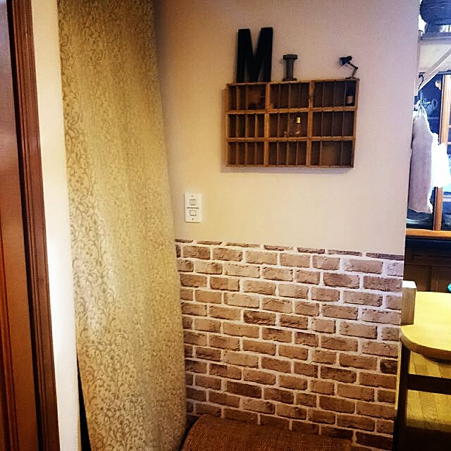 壁/天井/インテリアシート/セリアインテリアシート/プリンターズトレイ風/カメラマークだらけ...などのインテリア実例 - 2015-03-10 18:08:37
