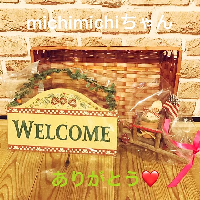 机/大切にするね♡/michimichiちゃんからの素敵便♡/素敵すぎる便♡/アメリカンカントリーが好き♡...などのインテリア実例 - 2017-04-19 18:44:45