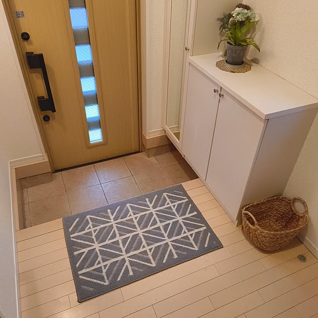 玄関/入り口/玄関マット/北欧/ホワイトインテリア/フェイクグリーン...などのインテリア実例 - 2026-02-09 16:30:10