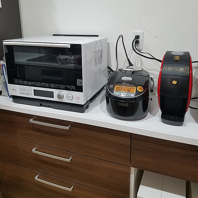 yuiの-東芝　TOSHIBA ER-SD100 スチームオーブンレンジ 石窯ドーム グランホワイト [30L][ERSD100W]の家具・インテリア写真