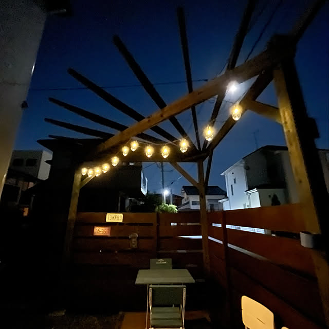 ソーラー電球/ダイソー/パーゴラDIY/建売住宅/建売だけど自分好みに...などのインテリア実例 - 2022-11-04 18:53:28