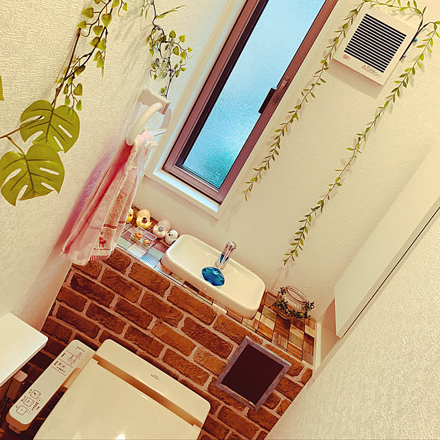 リメイクシート レンガ/DIYのある暮らし/緑のある空間/トイレDIY/トイレ改造計画...などのインテリア実例 - 2021-12-30 20:16:24