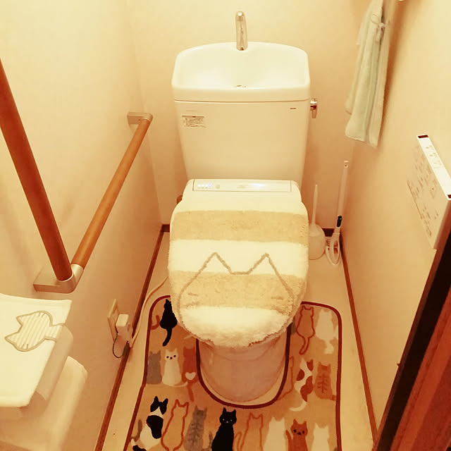 y.ebihara0811のオカ-うちねこ洗えるトイレタリー （ トイレマット / フタカバー ）の家具・インテリア写真