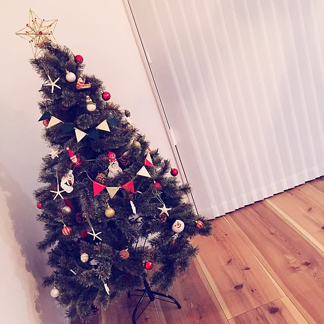 部屋全体/クリスマスツリー/ガーランド/木製ガーランド/セリア...などのインテリア実例 - 2015-12-08 00:23:54