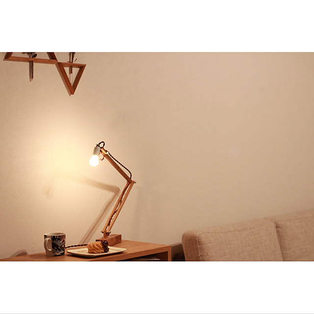 照明 chikuniのおすすめ商品とおしゃれな実例 ｜ RoomClip