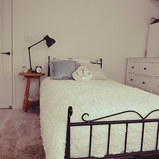IKEA アイアンベッドのおすすめ商品とおしゃれな実例 IKEA アイアンベッドのおすすめ商品とおしゃれな実例