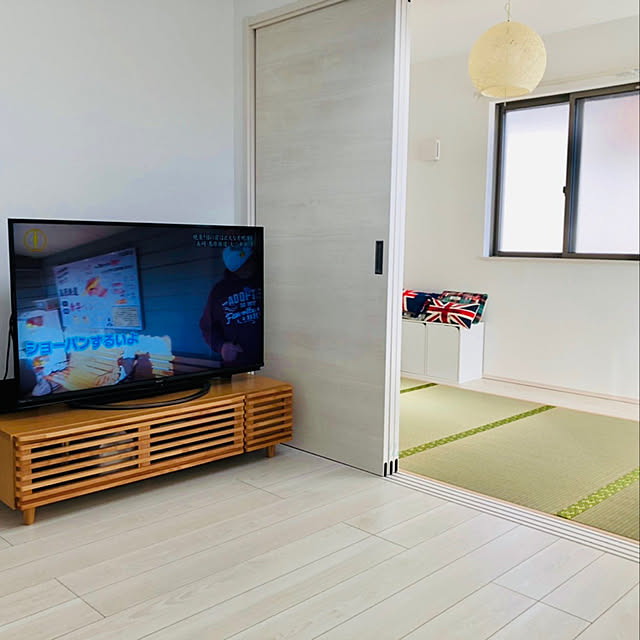 oharuの-ペンダントライト 3灯 リノ Belled おしゃれ照明 和風 和室 led電球対応 e26 ダイニング照明 吊り下げ照明 インテリアライト トイレ 北欧 一人暮らし 天井照明 照明 照明器具 リビング照明 6畳 8畳 シンプル 寝室 電気 内玄関照明 階段 廊下 子供部屋 キッチン 玄関ライトの家具・インテリア写真