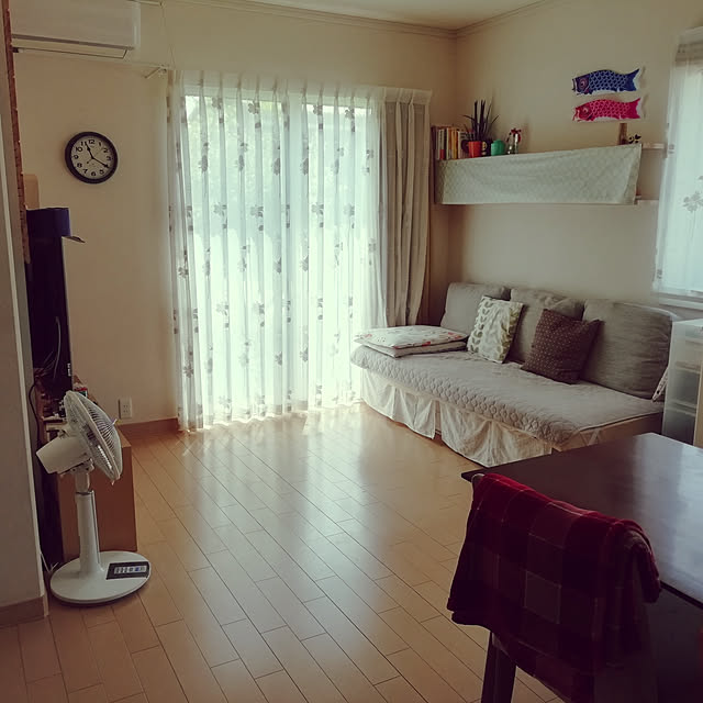 部屋全体/狭い家/DIY/カラボソファー/ラグなし生活...などのインテリア実例 - 2018-04-26 11:25:38